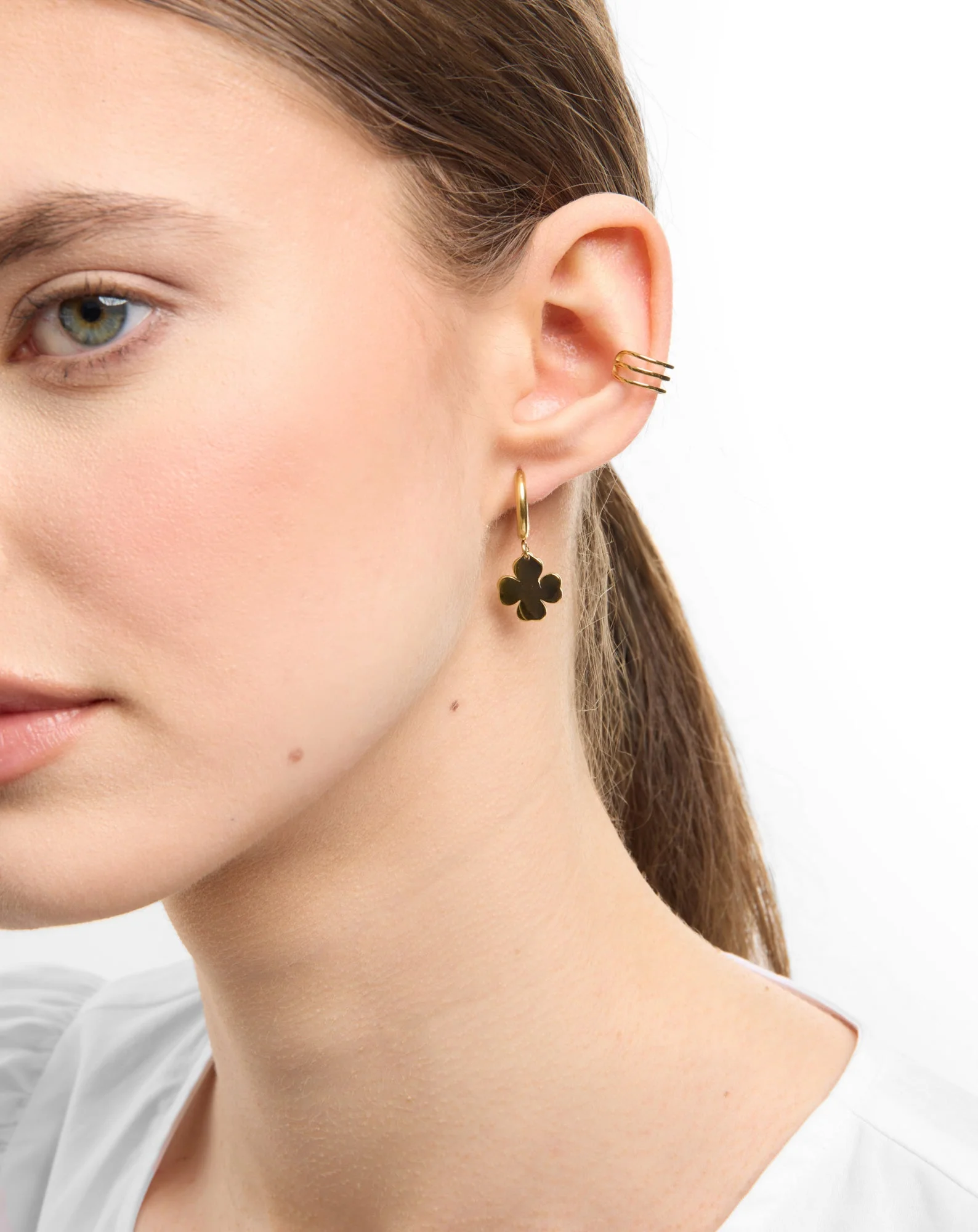 Boucles d’oreilles dorées à l’or fin créoles trèfles ear cuff set de boucles d’oreilles Mys - Image 2