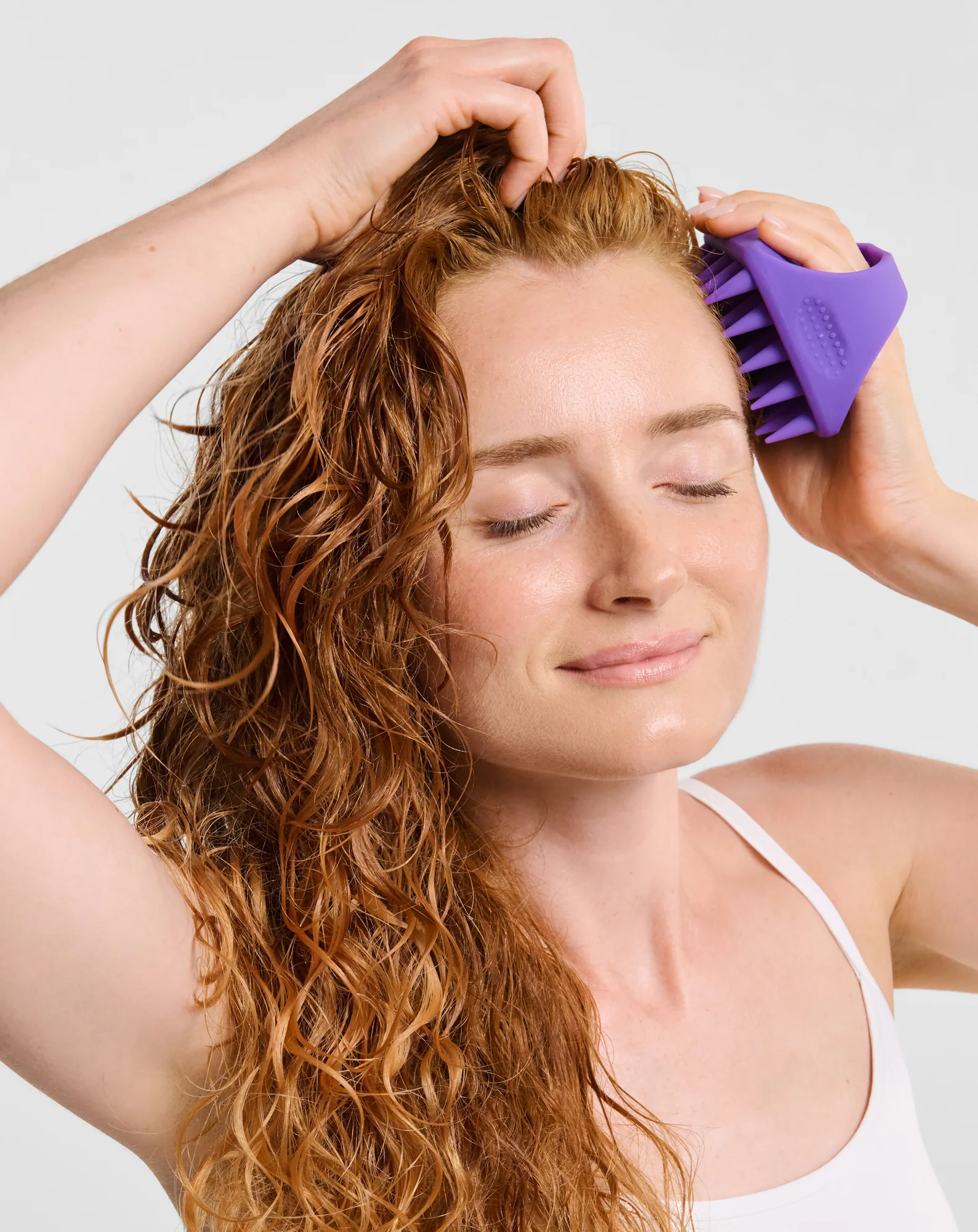Masseur de cuir chevelu en silicone souple pour stimuler la microcirculation - Twisty - Image 3
