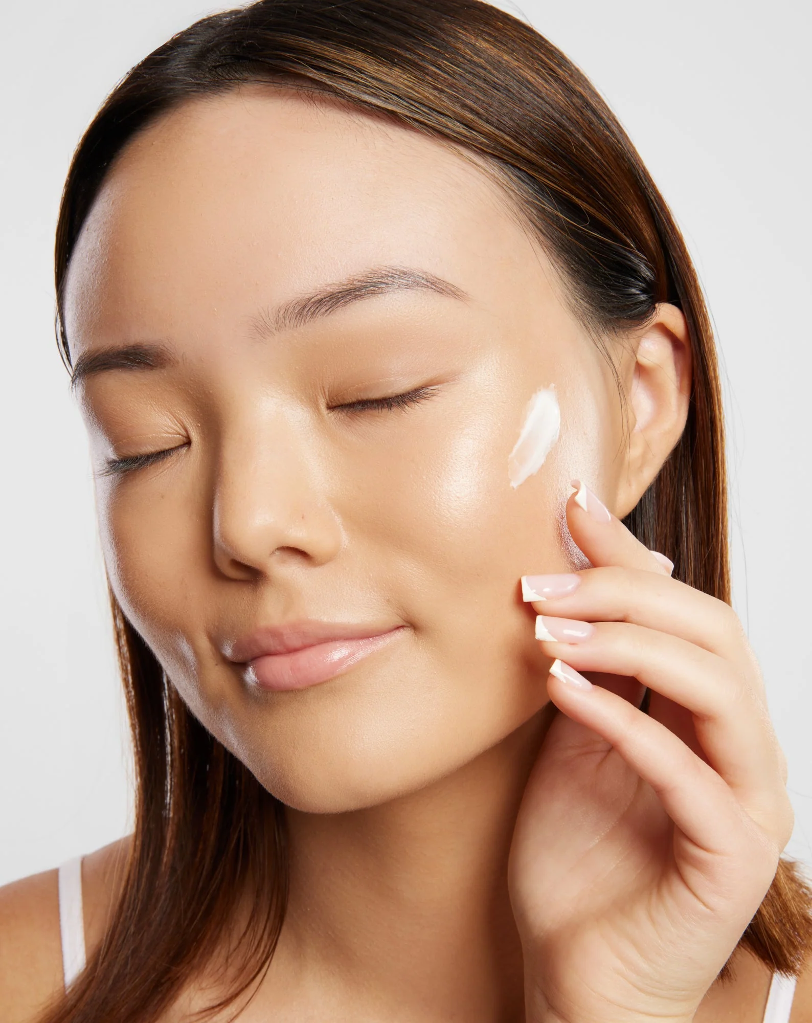 Crème de nuit hydratante pour le visage au beurre de cacao, à l’huile de tsubaki et à l’aloe vera Uddo - Image 2