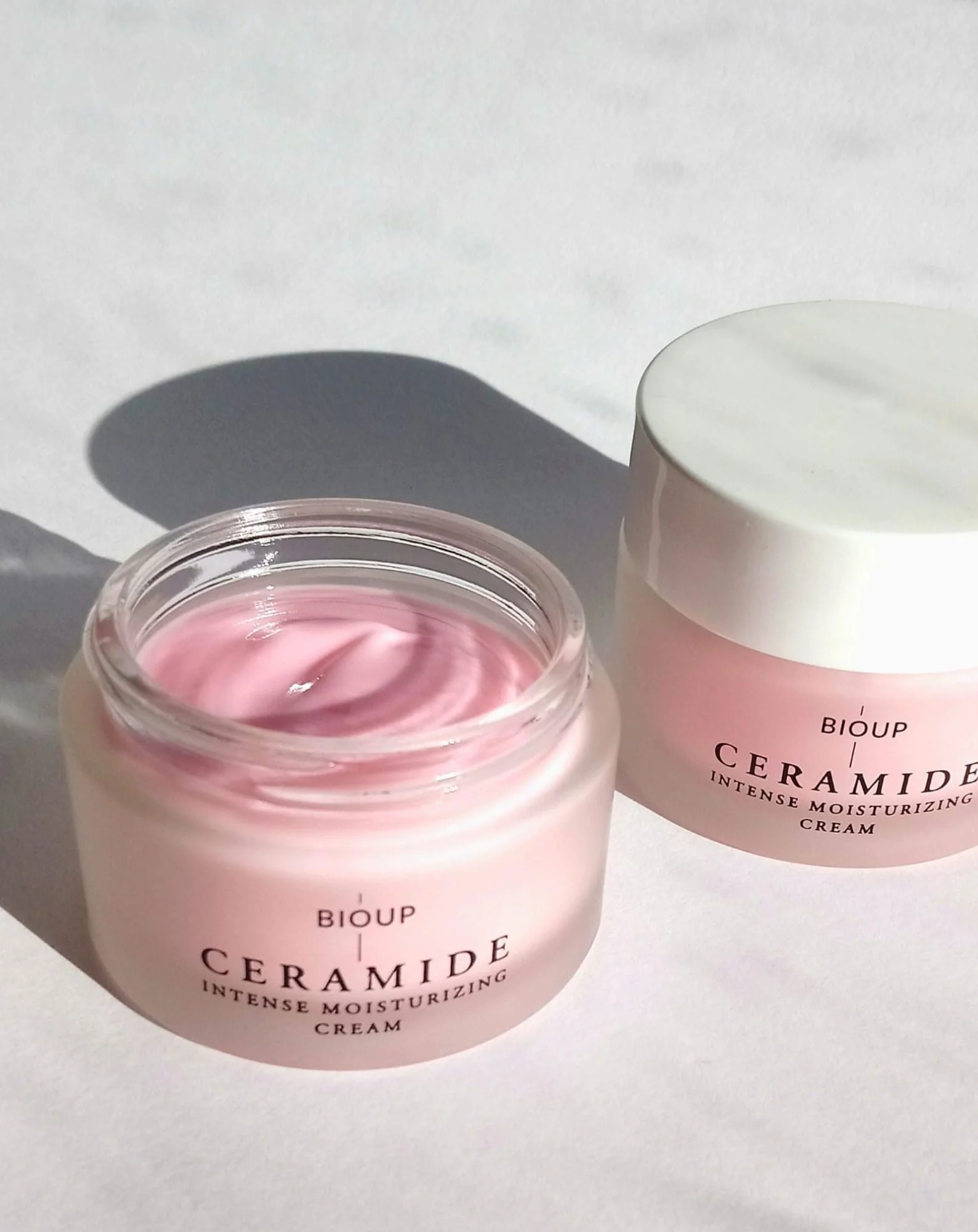 Crème hydratante intensive aux céramides, à l'acide hyaluronique et aux prébiotiques BIOUP - Image 3