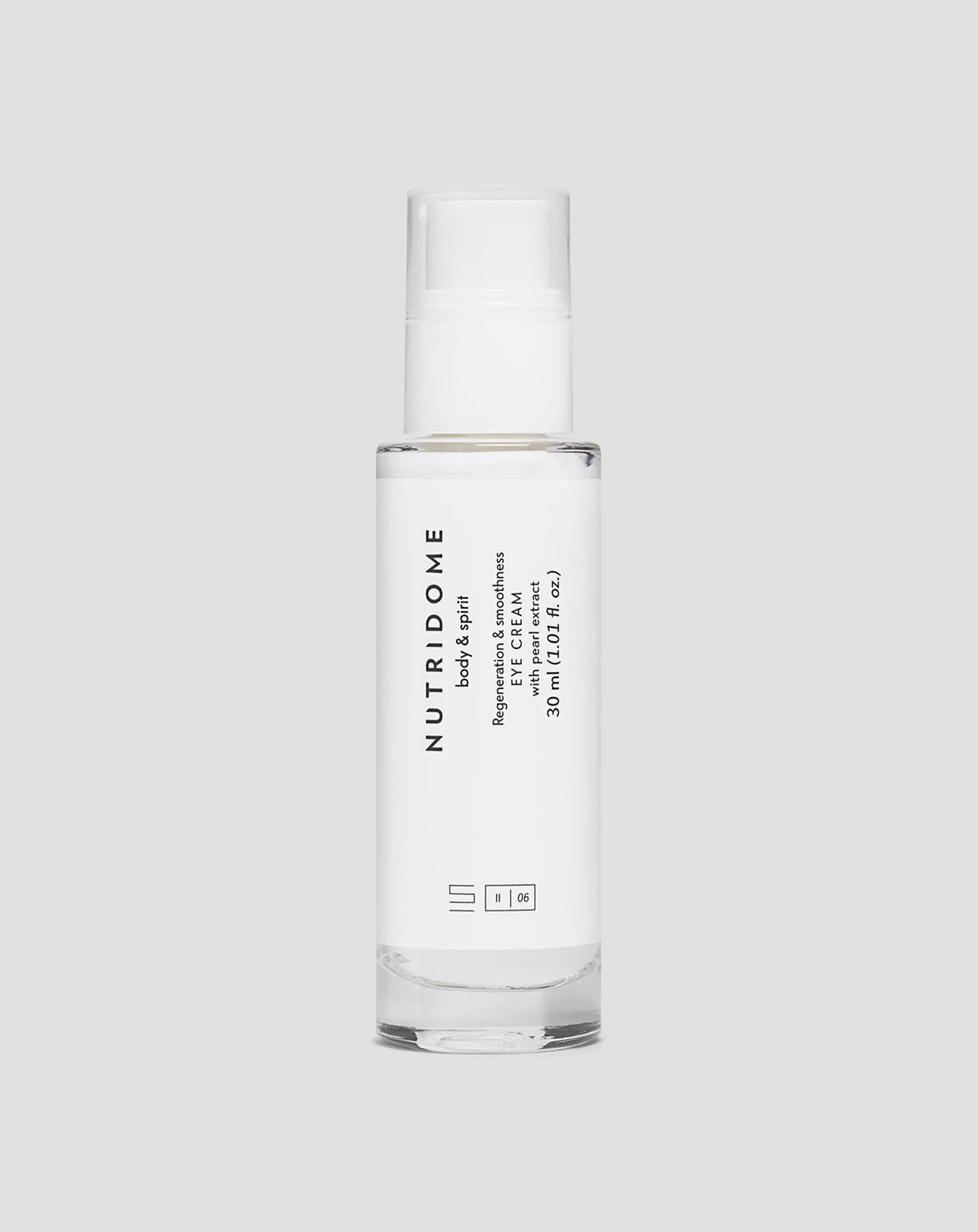 Crème yeux hydratante Nutridome anti-rides et anti-cernes à l’extrait de perle