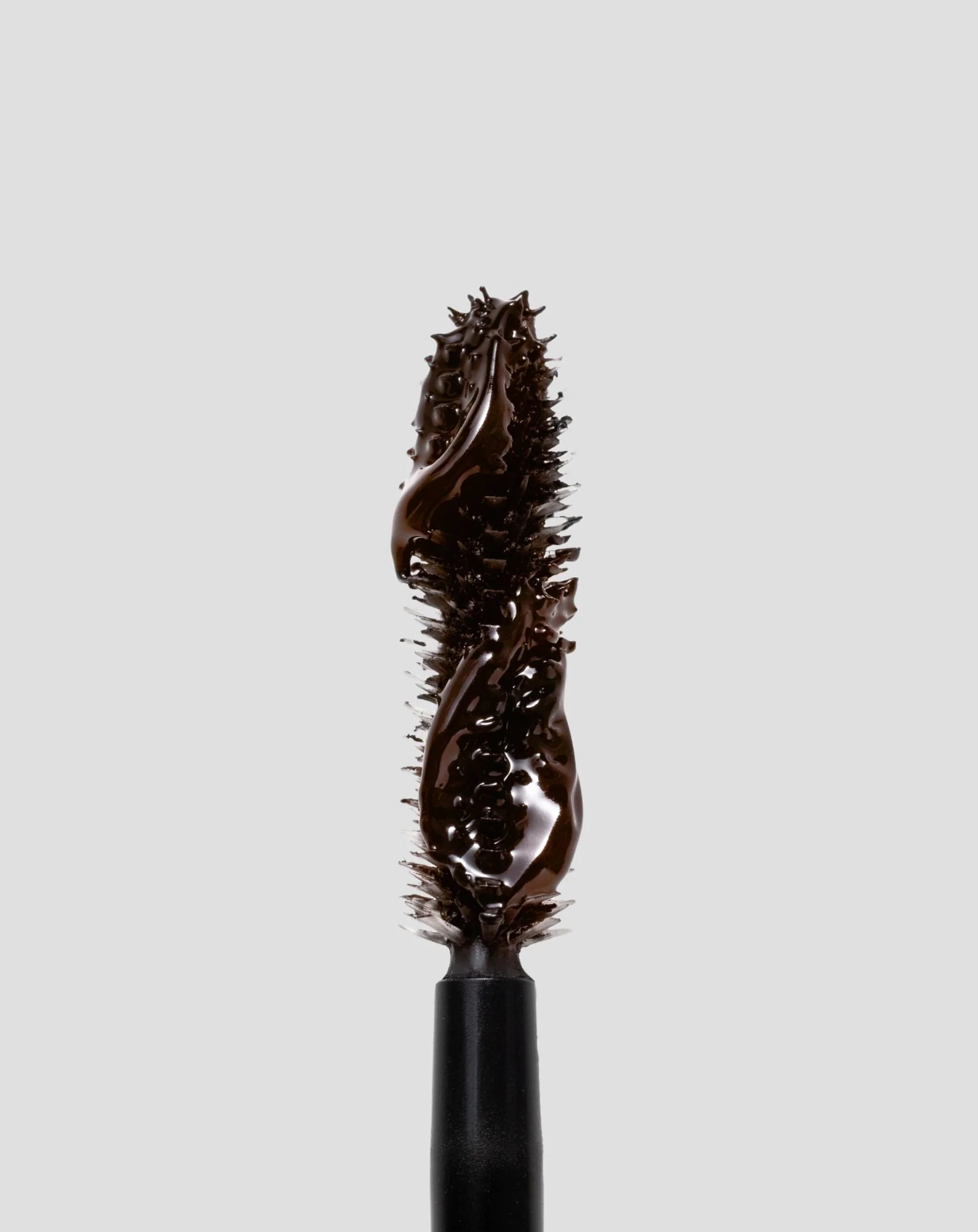 Eyegasm Brown Eye Enhancing Mascara de Paese - Image 3