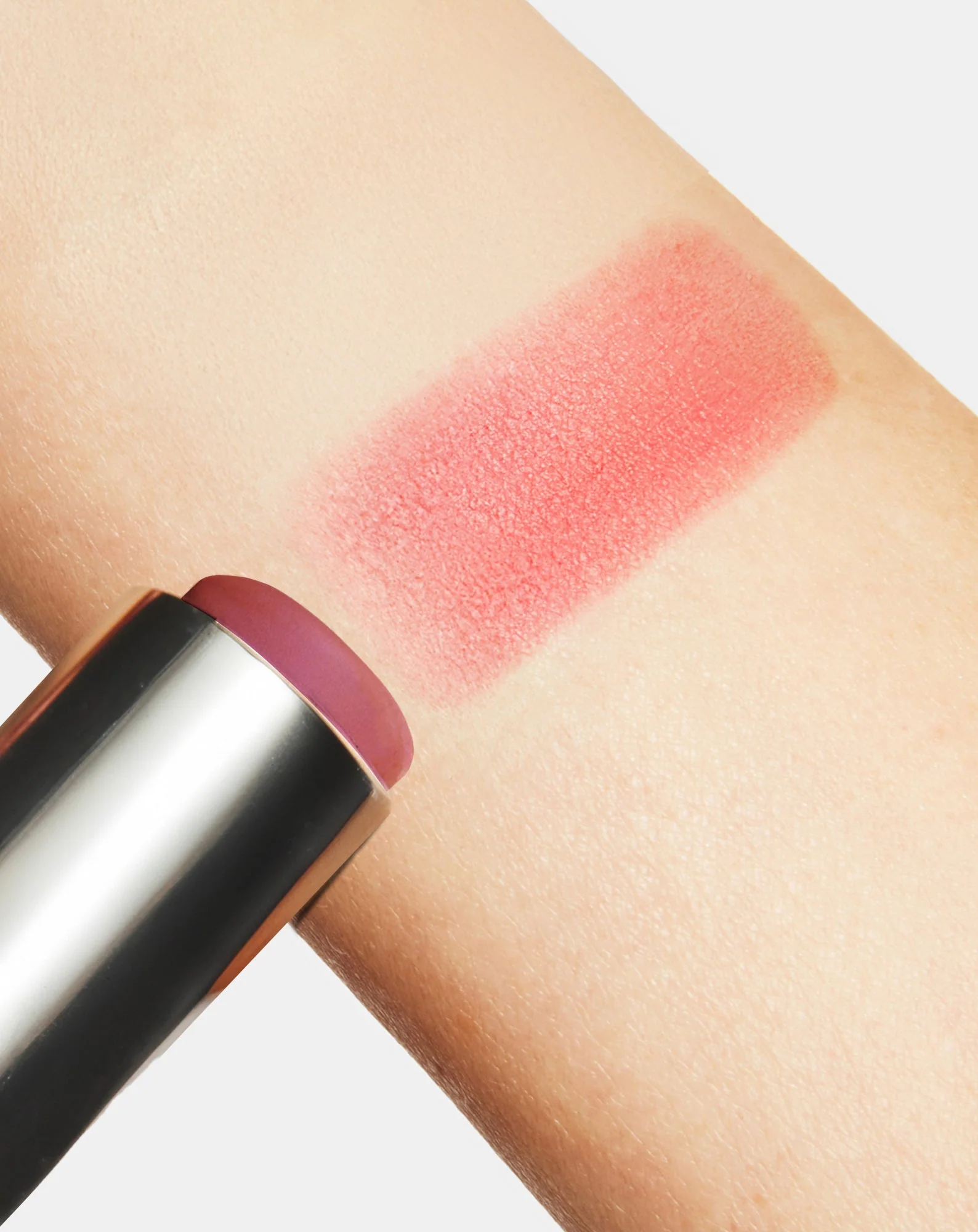 Blush en stick au beurre de karité et à l'huile de ricin pour les femmes de plus de 50 ans Aggie - Image 3