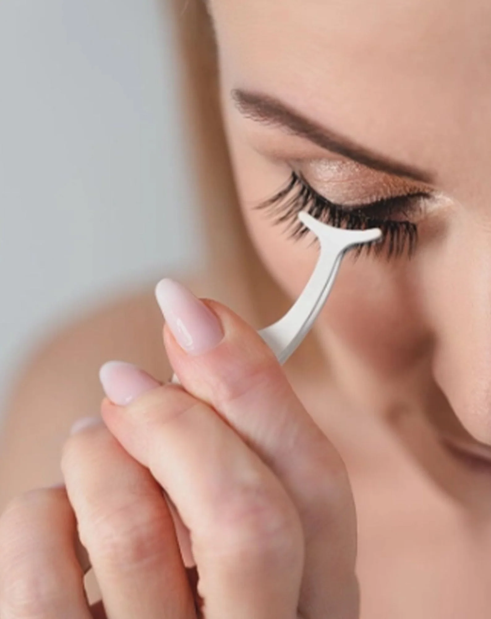 Faux cils en bande 2d à usage répété Sooo Alluring Bamm!Lashes - Image 4