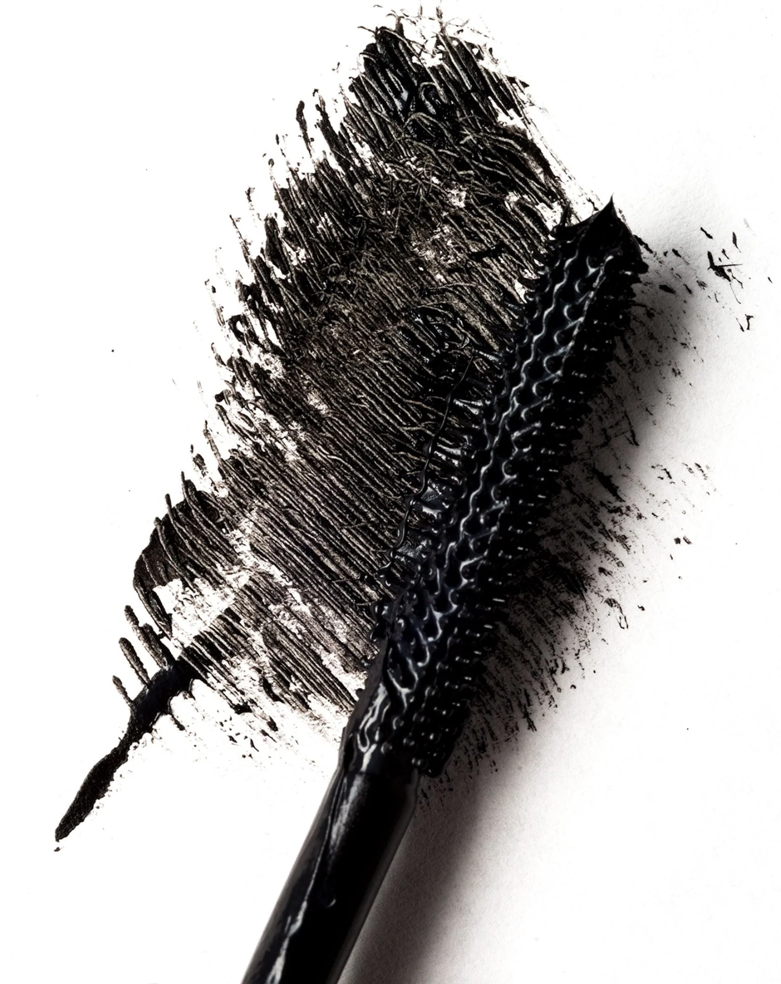 Mascara avec brosse en silicone pour épaissir les cils Exciting Lashes Affect Professional Cosmetics - Image 2