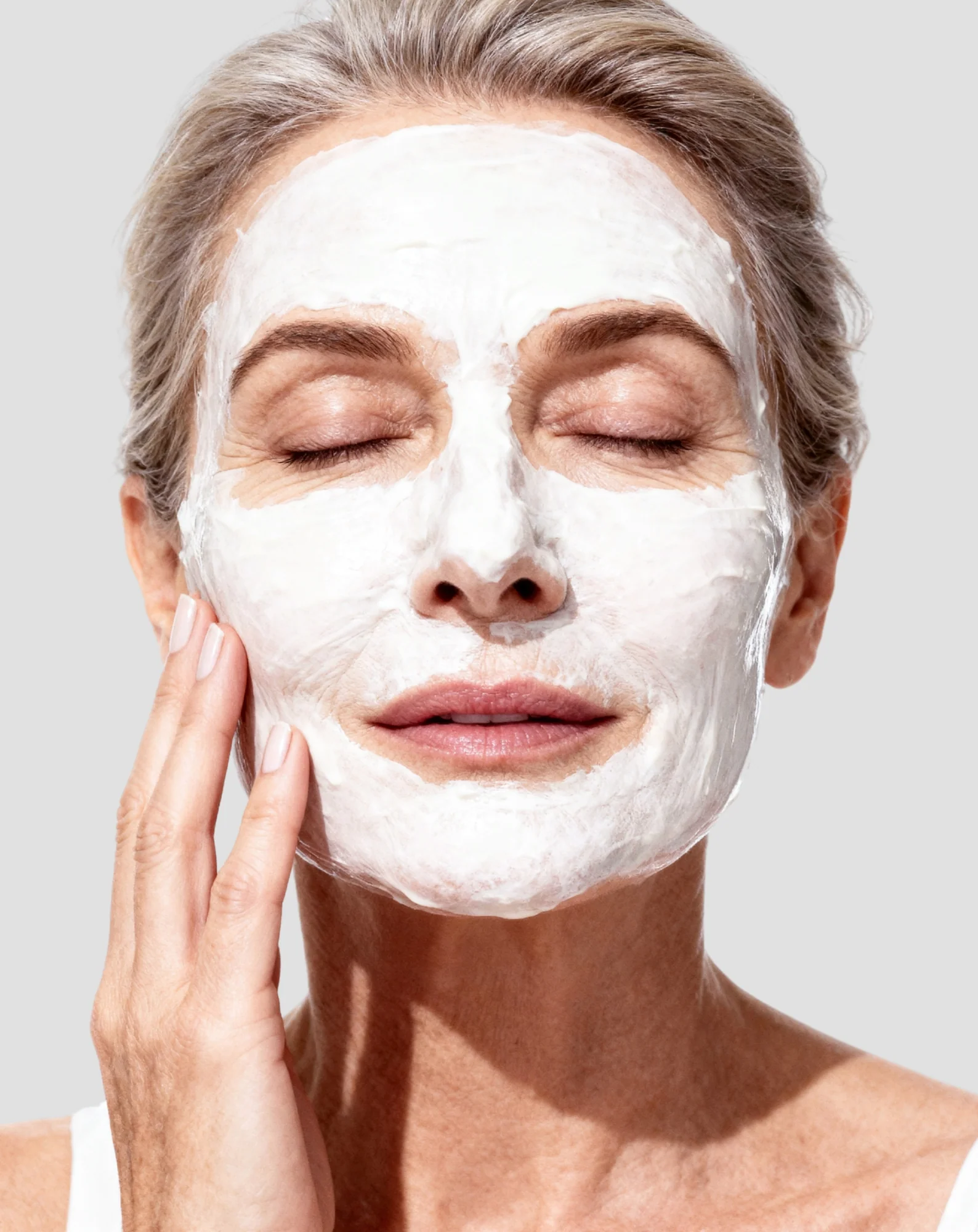 Masque visage liftant, à l'huile de macadamia et à la vitamine E pour peaux matures 50+ Aggie - Image 3