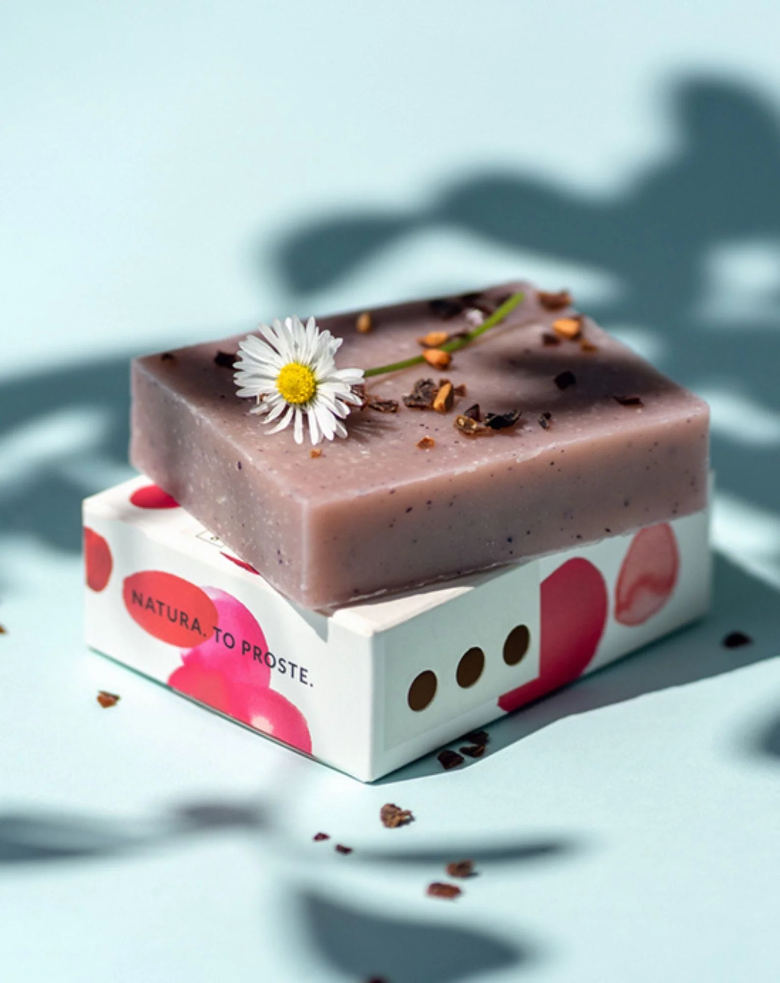 Savon traditionnel 100 % naturel à la framboise avec des huiles végétales Opcja Natura - Image 3