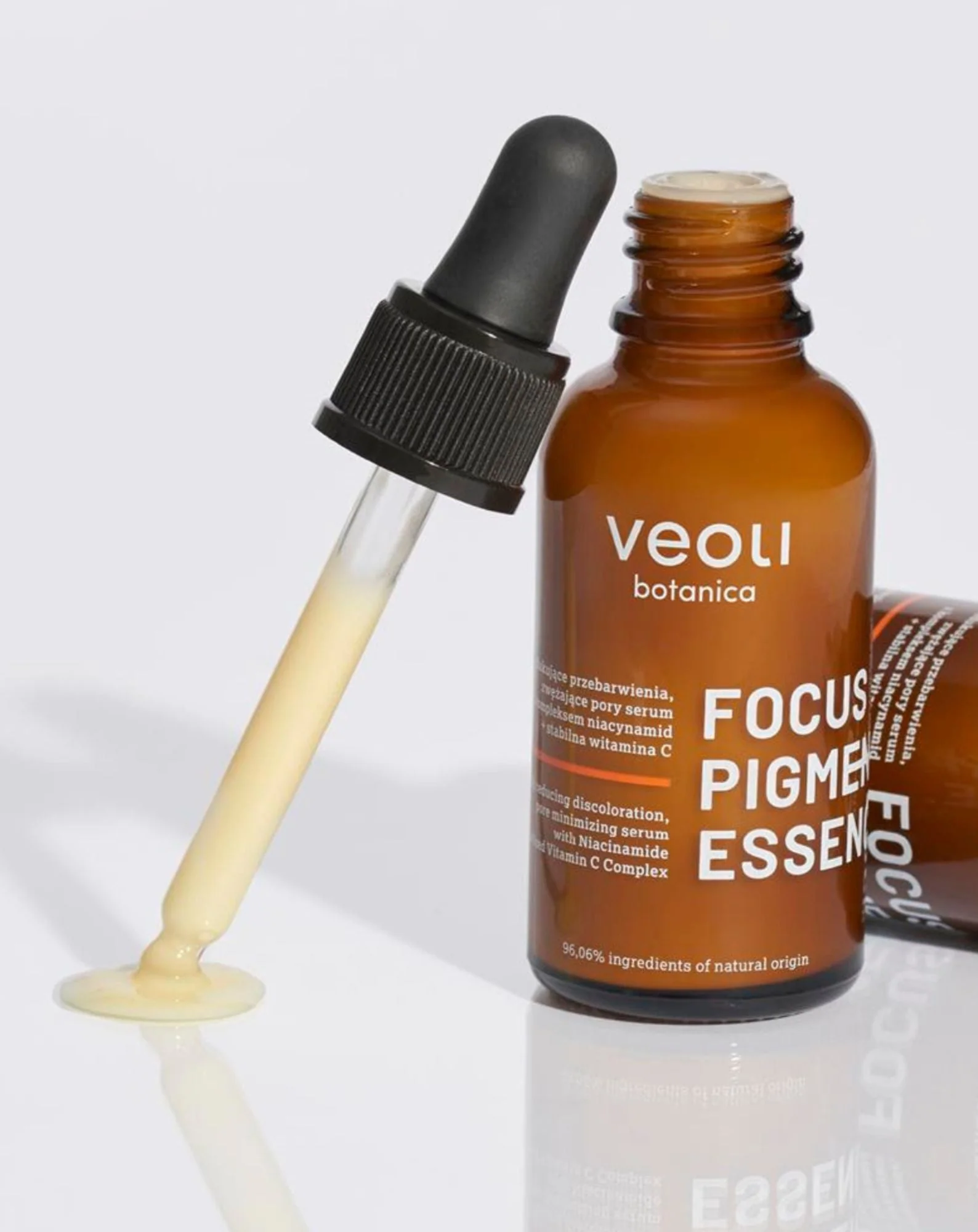 Sérum pour la décoloration de la peau à la niacinamide et à la vitamine C Focus pigmentation essence Veoli Botanica - Image 2